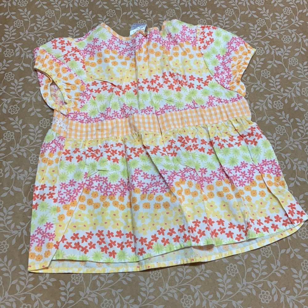 Gymboree blouse - Picture 2 of 5